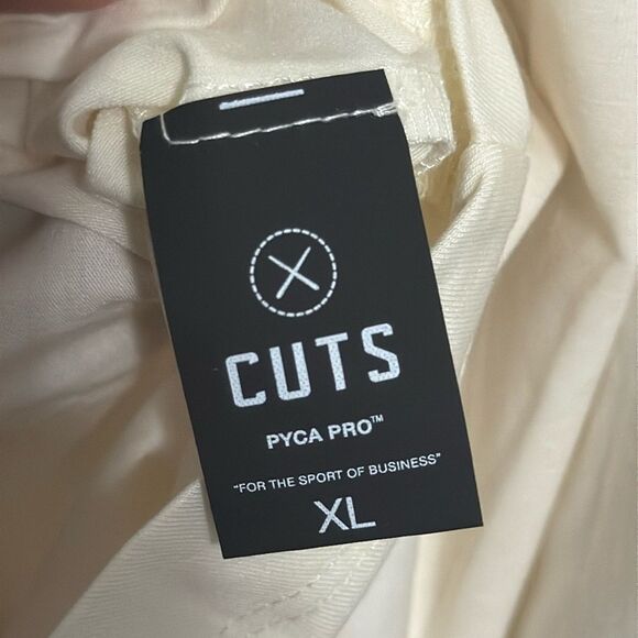 Cuts Clothing Men's Short  Sleeve Curve Hem Crew NeckSignature Fit Tee - XL - Picture 5 of 6